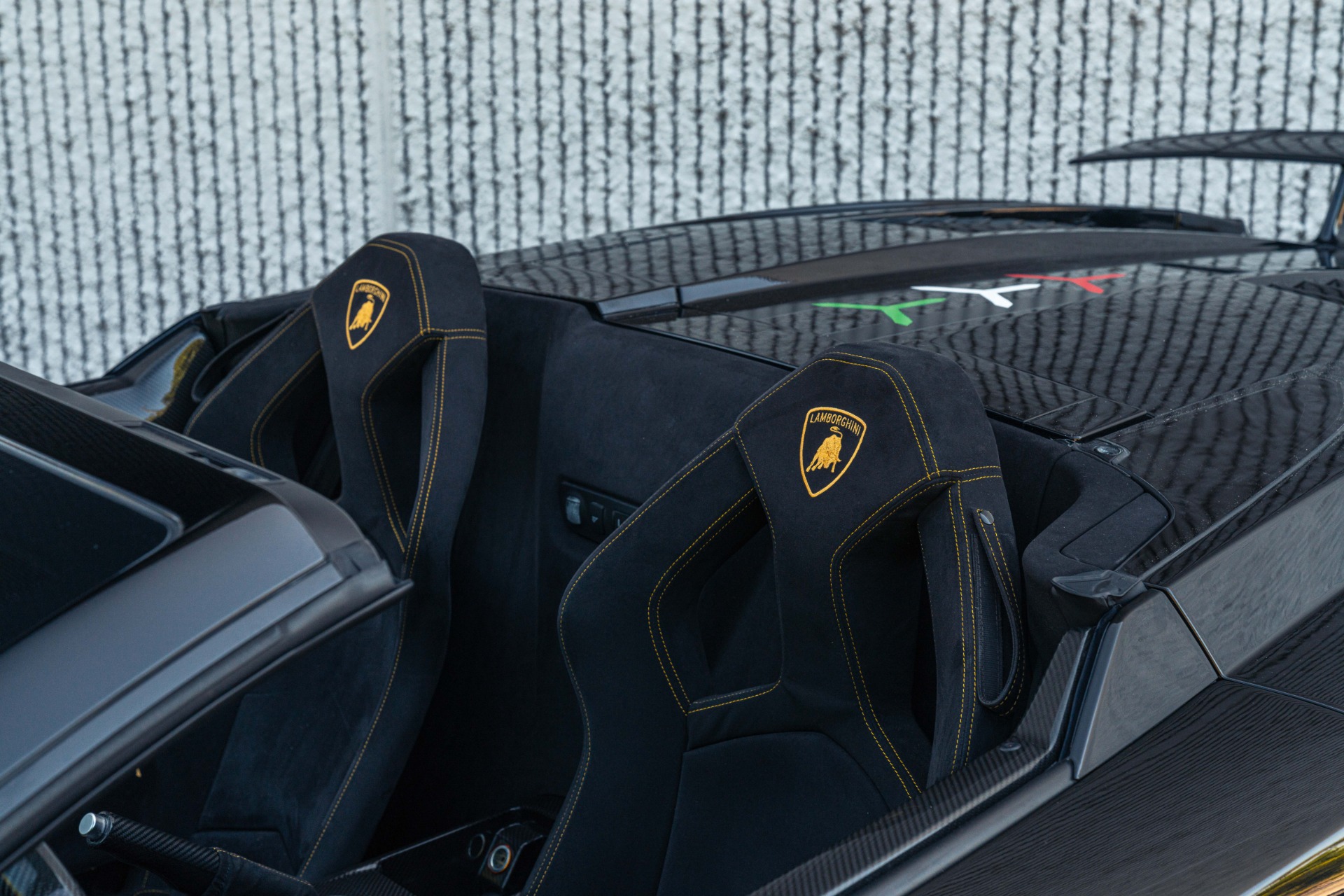 Used-2012-Lamborghini-Gallardo